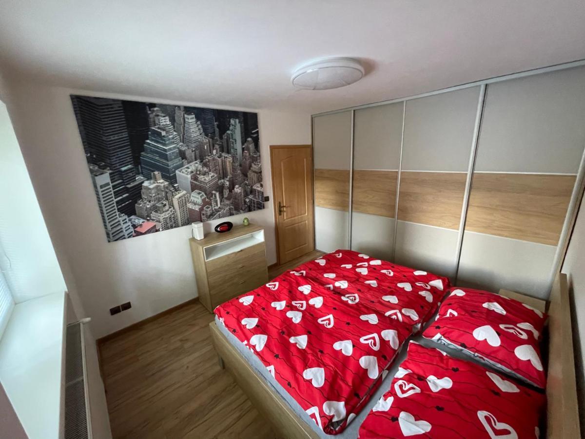 Apartman Daxnerko - Samostatny Dvojpokojovy Byt Bratislava Luaran gambar