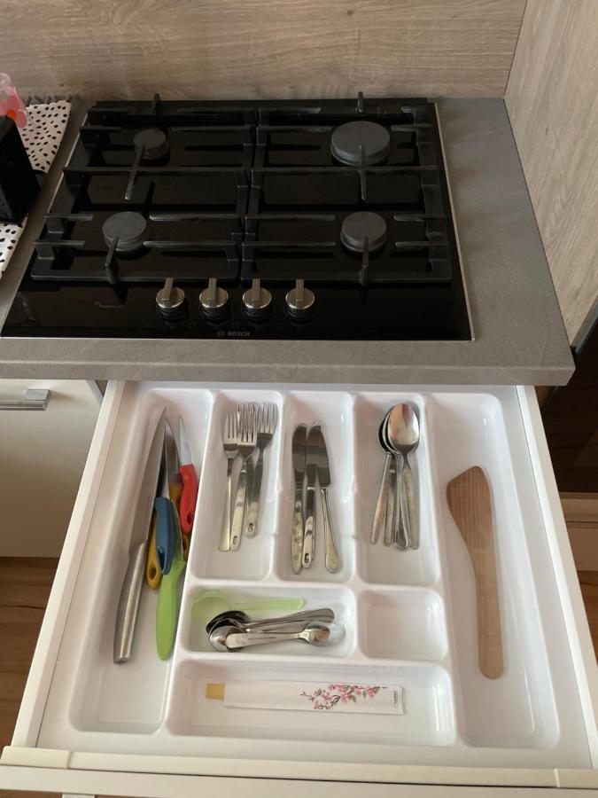Apartman Daxnerko - Samostatny Dvojpokojovy Byt Bratislava Luaran gambar